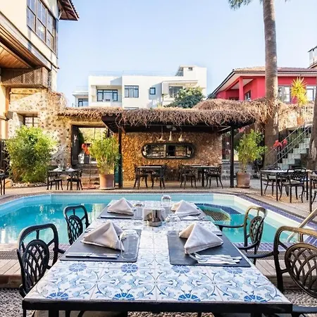 Séjour chez l'habitant Spectacular Penthouse With Terrace Near Hadrian's Gate *