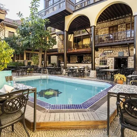 홈스테이 Spectacular Penthouse With Terrace Near Hadrian's Gate *